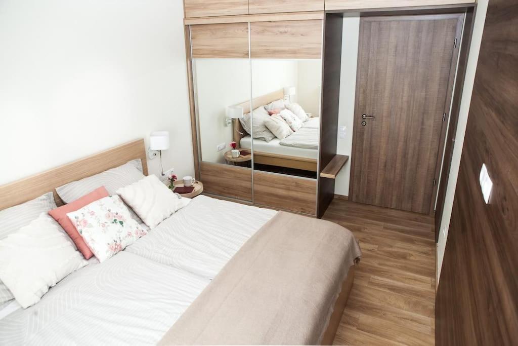 Liszt Apartman Дьёр Экстерьер фото
